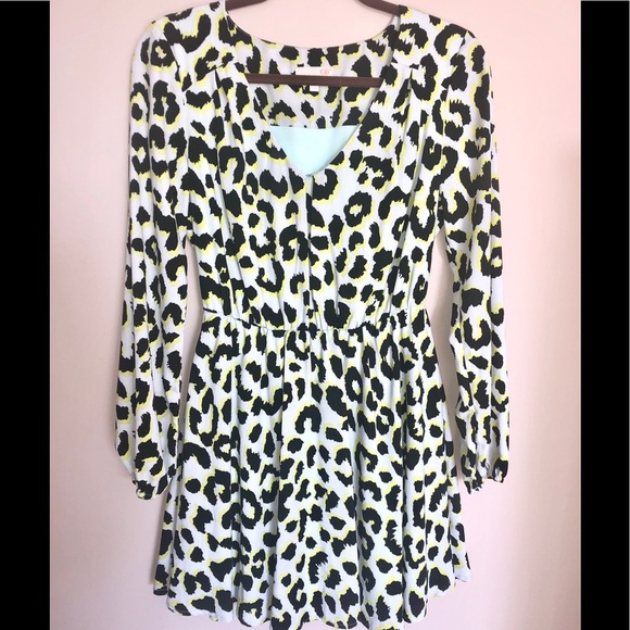 Gianni Bini Dresses & Skirts - Gianni Bini Leopard Dress